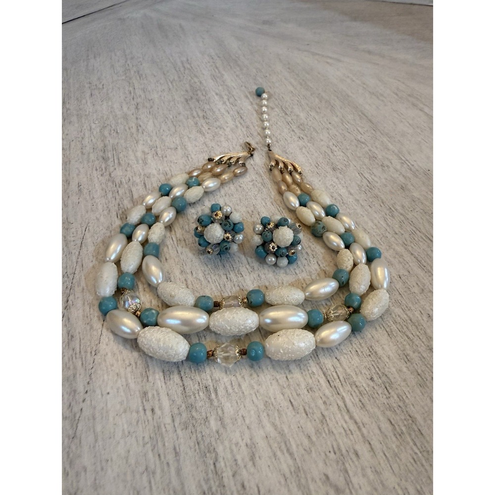 Vintage 1960s Japan Aqua Blue White Pearl Beaded Necklace Clip On Earrings Set - Picture 3 of 15